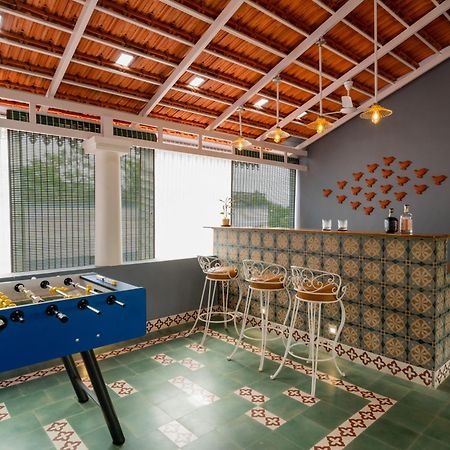 Elivaas 5 Bhk With Pvt Pool, Entertainment Room & Glass House - Bludoor Marmagao Exterior foto