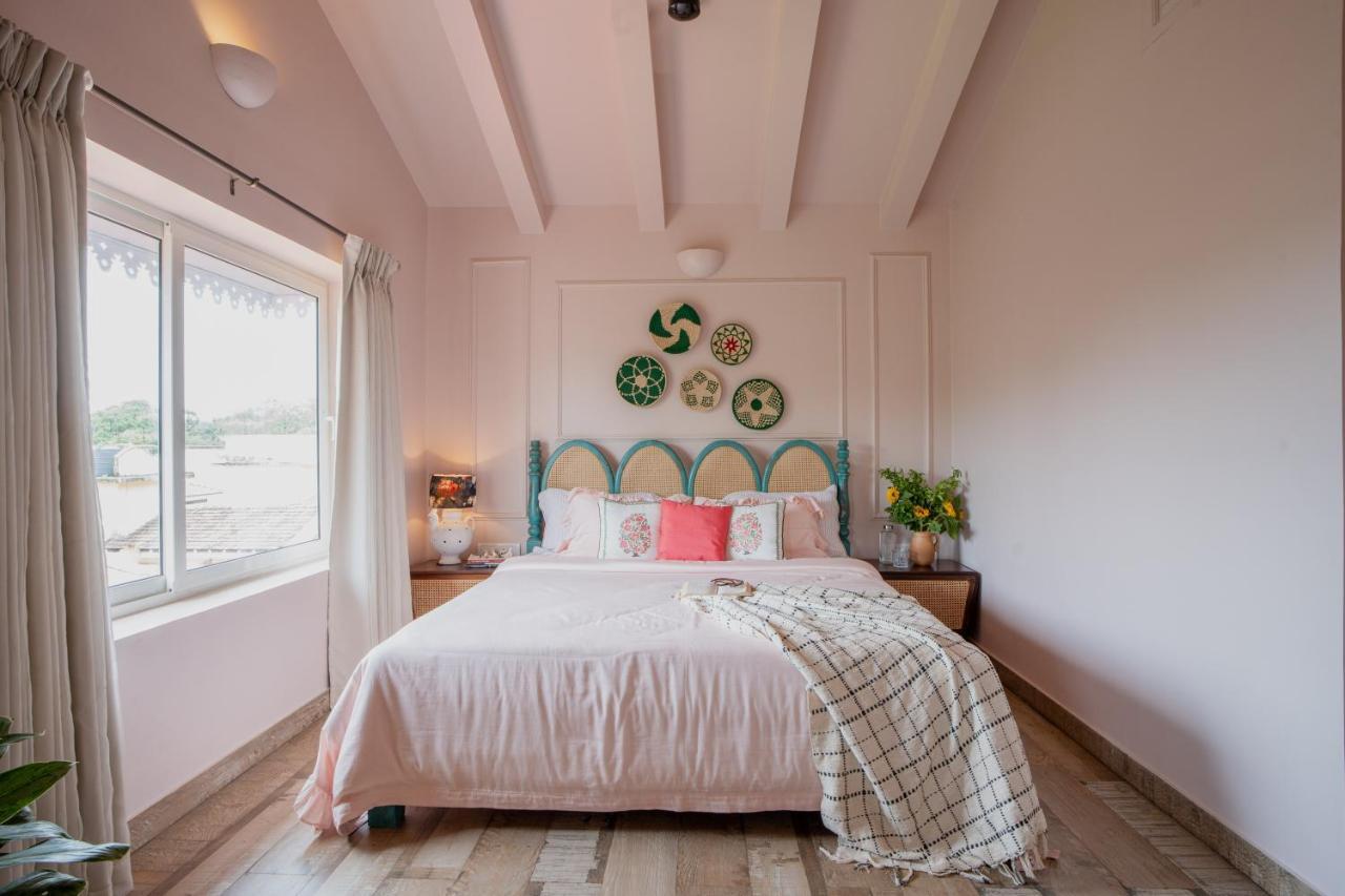 Elivaas 5 Bhk With Pvt Pool, Entertainment Room & Glass House - Bludoor Marmagao Exterior foto